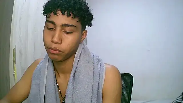 sexy diamante  online show from 11-05-25, 12:14