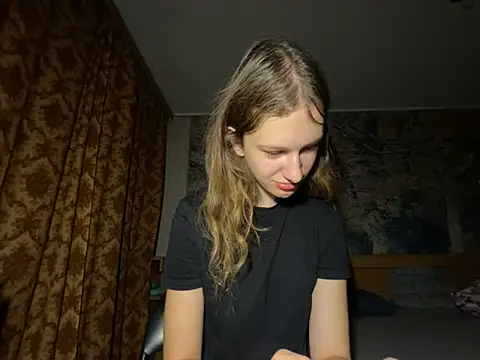Snapshot of Eva_Angel3 chatting on 09-14-25, 05:57 Eva Angel3 online show from 09-14-25, 05:57
