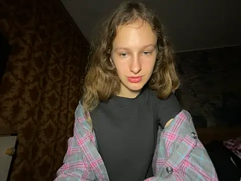 Snapshot of Eva_Angel3 chatting on 09-30-25, 06:14 Eva Angel3 online show from 09-30-25, 06:14