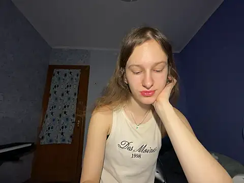 Snapshot of Eva_Angel3 chatting on 02-24-25, 06:04 Eva Angel3 online show from 02-24-25, 06:04