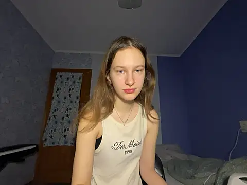 Snapshot of Eva_Angel3 chatting on 02-13-25, 06:37 Eva Angel3 online show from 02-13-25, 06:37