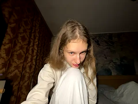 Snapshot of Eva_Angel3 chatting on 10-10-25, 07:36 Eva Angel3 online show from 10-10-25, 07:36