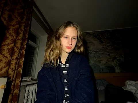 Snapshot of Eva_Angel3 chatting on 10-05-25, 07:04 Eva Angel3 online show from 10-05-25, 07:04