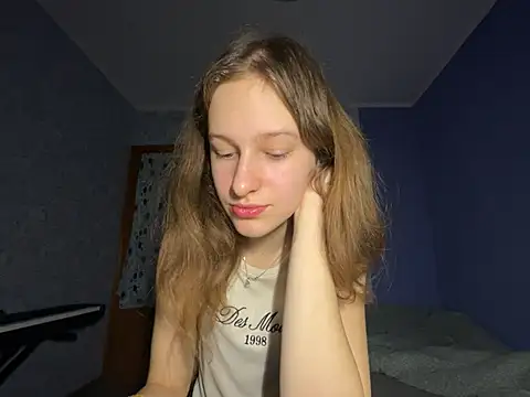 Snapshot of Eva_Angel3 chatting on 02-22-25, 04:51 Eva Angel3 online show from 02-22-25, 04:51