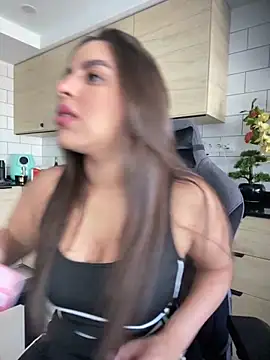 brazilianbbinuk online show from 10-08-25, 01:01