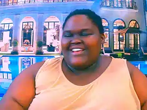 EbonyHotBuns online show from 05-16-26, 10:36