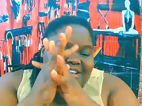 EbonyHotBuns online show from 10-28-25, 09:19