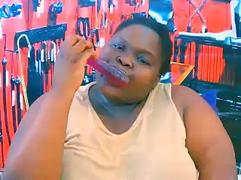 EbonyHotBuns online show from 10-29-25, 09:36