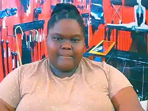 EbonyHotBuns online show from 11-16-25, 09:14