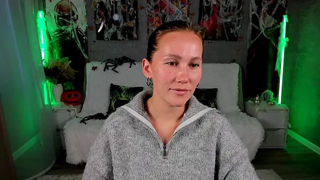 MichelleOrtis online show from 10-31-25, 12:46