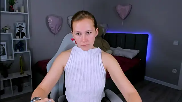 MichelleOrtis online show from 03-25-26, 08:14