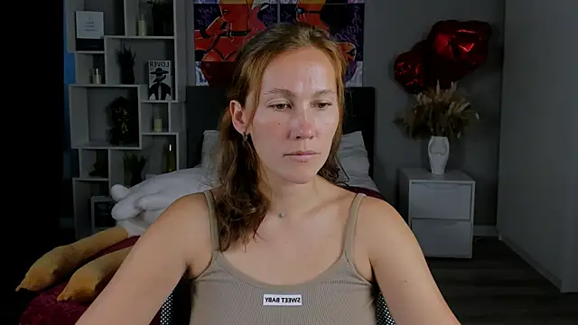 MichelleOrtis online show from 09-10-25, 01:21