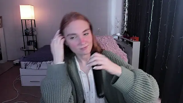 Snapshot of ReddHotPipper chatting on 03-02-26, 07:15 ReddHotPipper online show from 03-02-26, 07:15