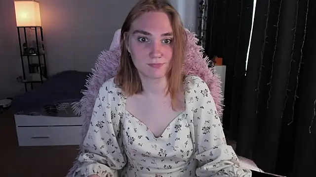 Snapshot of ReddHotPipper chatting on 05-11-26, 04:14 ReddHotPipper online show from 05-11-26, 04:14