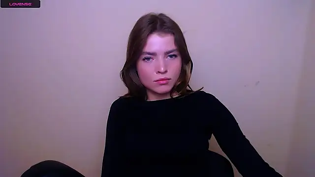 Snapshot of MissOliviaa_ chatting on 02-16-25, 10:54 MissOliviaa  online show from 02-16-25, 10:54