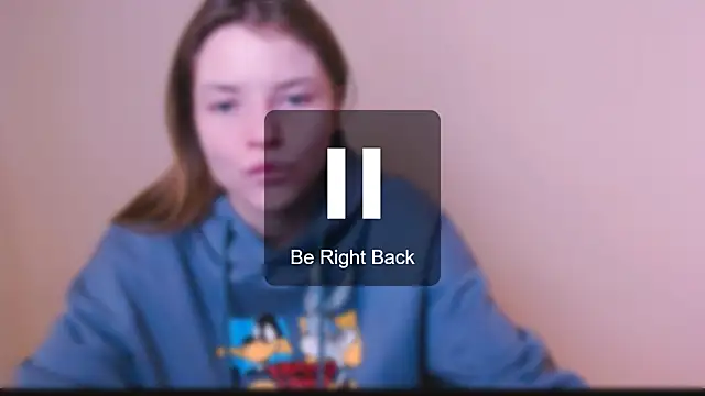 Snapshot of MissOliviaa_ chatting on 02-07-25, 09:37 MissOliviaa  online show from 02-07-25, 09:37