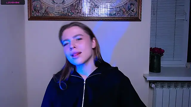 MissOliviaa  online show from 12-19-25, 02:19