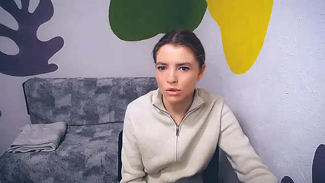 MissOliviaa  online show from 12-02-25, 07:32