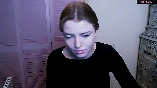 Snapshot of MissOliviaa_ chatting on 01-12-25, 05:54 MissOliviaa  online show from 01-12-25, 05:54