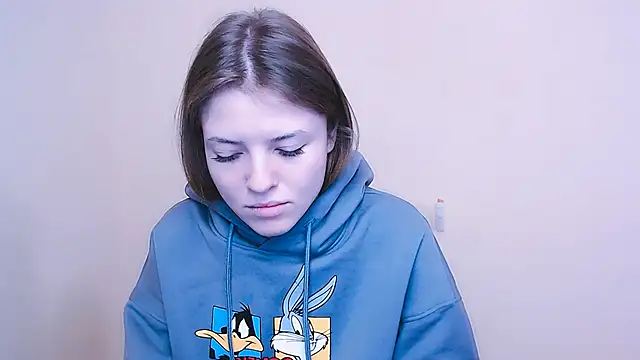 Snapshot of MissOliviaa_ chatting on 01-10-25, 01:20 MissOliviaa  online show from 01-10-25, 01:20