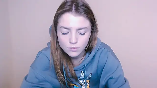 Snapshot of MissOliviaa_ chatting on 01-14-25, 04:50 MissOliviaa  online show from 01-14-25, 04:50