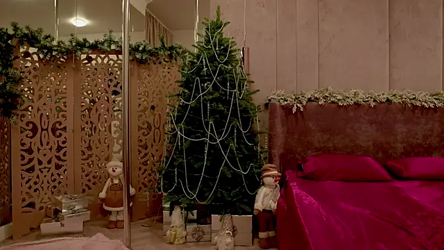 Smiley Mia online show from 01-12-26, 05:03