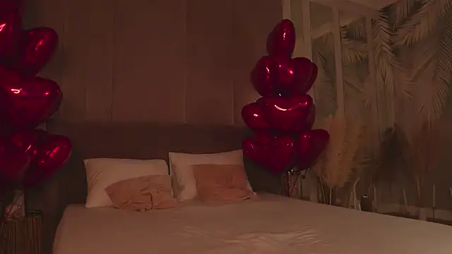 Snapshot of Smiley_Mia chatting on 02-09-26, 05:05 Smiley Mia online show from 02-09-26, 05:05