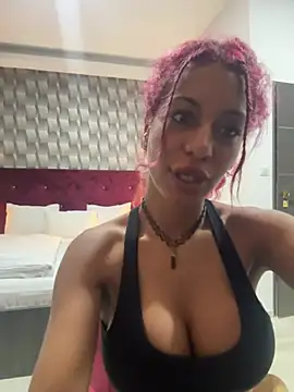 Snapshot of AlyssaHottv_ chatting on 02-25-25, 05:08 AlyssaHottv online show from 02-25-25, 05:08
