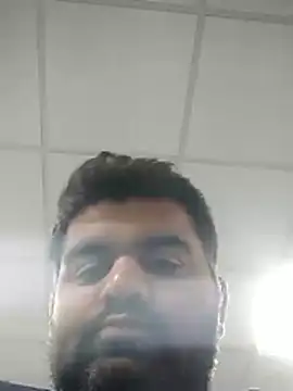 Snapshot of Happyman300 chatting on 11-13-25, 11:36 Happyman300 online show from 11-13-25, 11:36