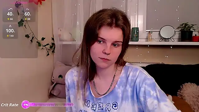 Snapshot of Moona_xx chatting on 09-17-25, 09:39 Moona xx online show from 09-17-25, 09:39