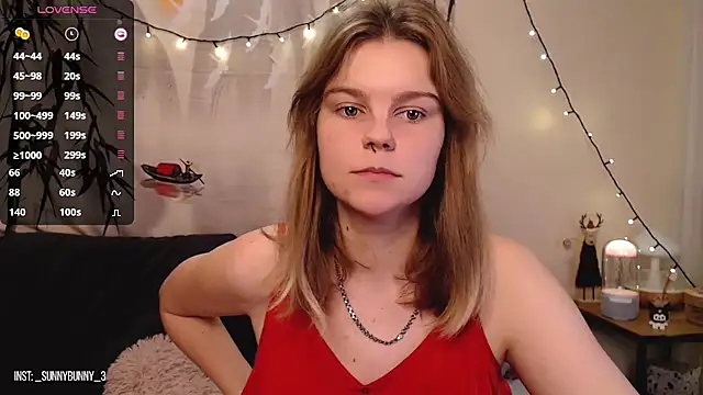 Snapshot of Moona_xx chatting on 12-07-24, 10:01 Moona xx online show from 12-07-24, 10:01
