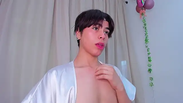 Little michell online show from 02-26-25, 12:16