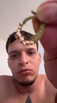 ArturoDelgado1 online show from 04-21-26, 03:07