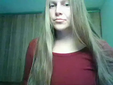 Snapshot of Evasapples chatting on 10-10-25, 07:36 Evasapples online show from 10-10-25, 07:36