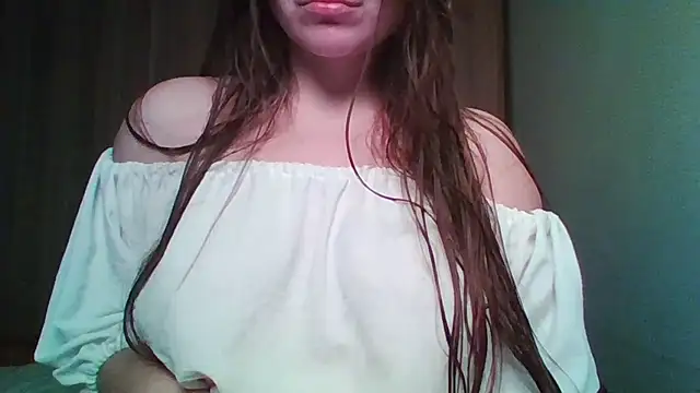 Snapshot of Evasapples chatting on 05-09-26, 12:30 Evasapples online show from 05-09-26, 12:30