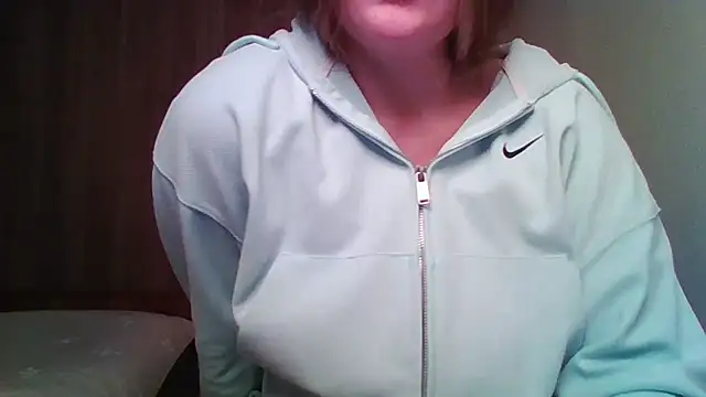 Evasapples online show from 11-16-25, 06:01