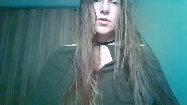 Snapshot of Evasapples chatting on 05-26-26, 08:51 Evasapples online show from 05-26-26, 08:51