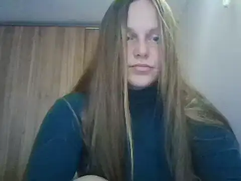 Snapshot of Evasapples chatting on 03-02-25, 06:46 Evasapples online show from 03-02-25, 06:46