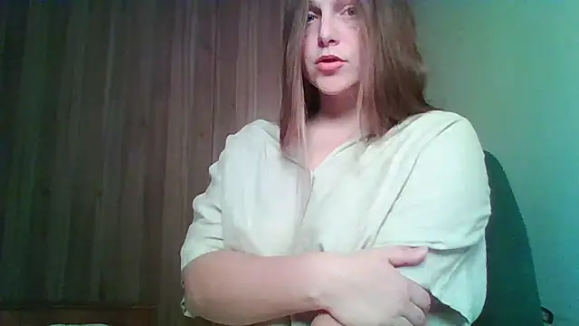 Snapshot of Evasapples chatting on 05-23-26, 09:03 Evasapples online show from 05-23-26, 09:03