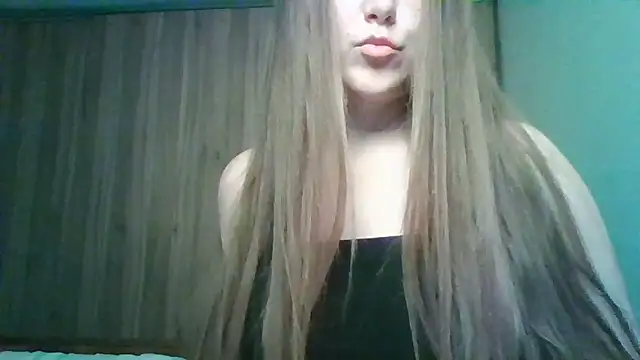 Snapshot of Evasapples chatting on 05-24-26, 07:58 Evasapples online show from 05-24-26, 07:58