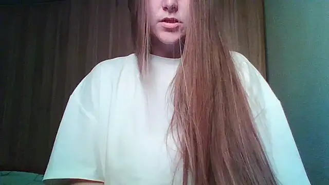 Evasapples online show from 06-04-26, 06:34