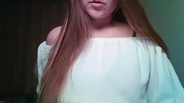 Snapshot of Evasapples chatting on 04-17-26, 07:49 Evasapples online show from 04-17-26, 07:49