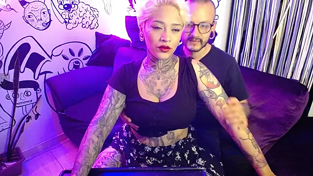 Snapshot of tatouagendecouple chatting on 01-10-25, 04:54 tatouagendecouple online show from 01-10-25, 04:54