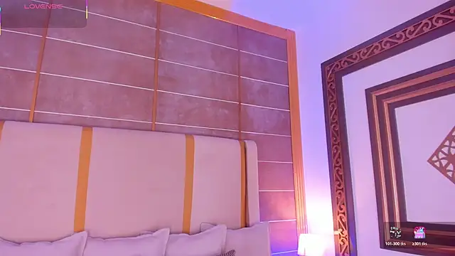 Snapshot of AbigailCarter chatting on 12-01-25, 12:11 AbigailCarter online show from 12-01-25, 12:11