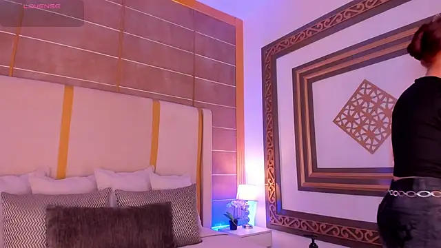 Snapshot of AbigailCarter chatting on 12-03-25, 11:04 AbigailCarter online show from 12-03-25, 11:04