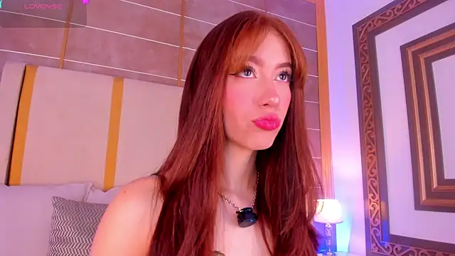 Snapshot of AbigailCarter chatting on 10-03-25, 11:39 AbigailCarter online show from 10-03-25, 11:39