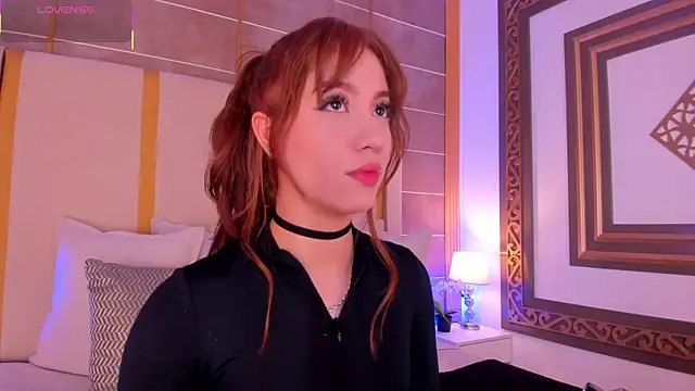 Snapshot of AbigailCarter chatting on 11-25-25, 11:27 AbigailCarter online show from 11-25-25, 11:27