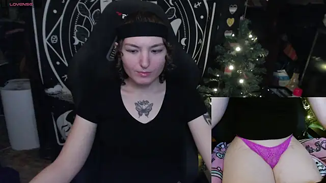 BrandiWRLD 999 online show from 02-03-25, 05:24