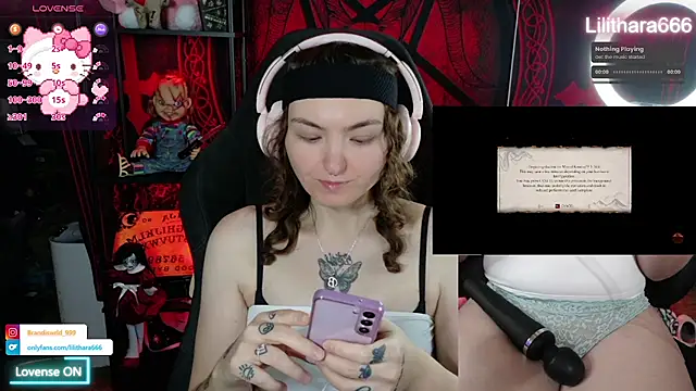 BrandiWRLD 999 online show from 12-18-25, 08:12