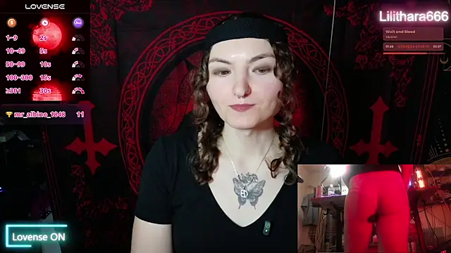 BrandiWRLD 999 online show from 11-18-25, 07:50